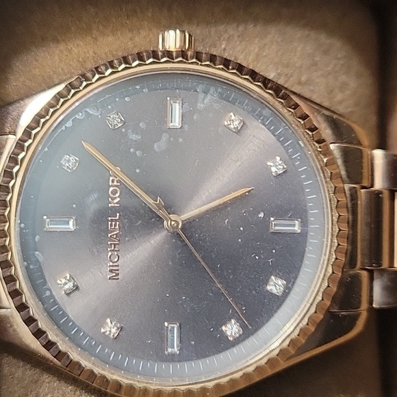 MICHAEL KORD SWISS MOVEMENT WATCH NEW IN BOX TAGS - Picture 2 of 8